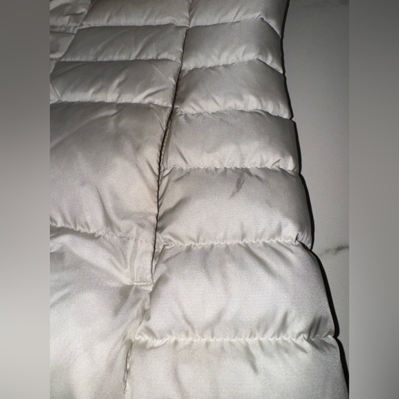 The North Face Long Puffer Jacket 💥 HOST PICK - Picture 4 of 14